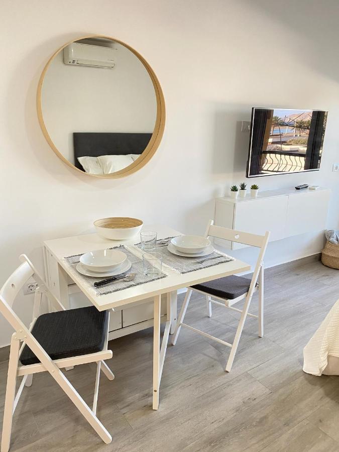 Estudio En Los Cristianos. Ubicacion Ideal. アロナ エクステリア 写真